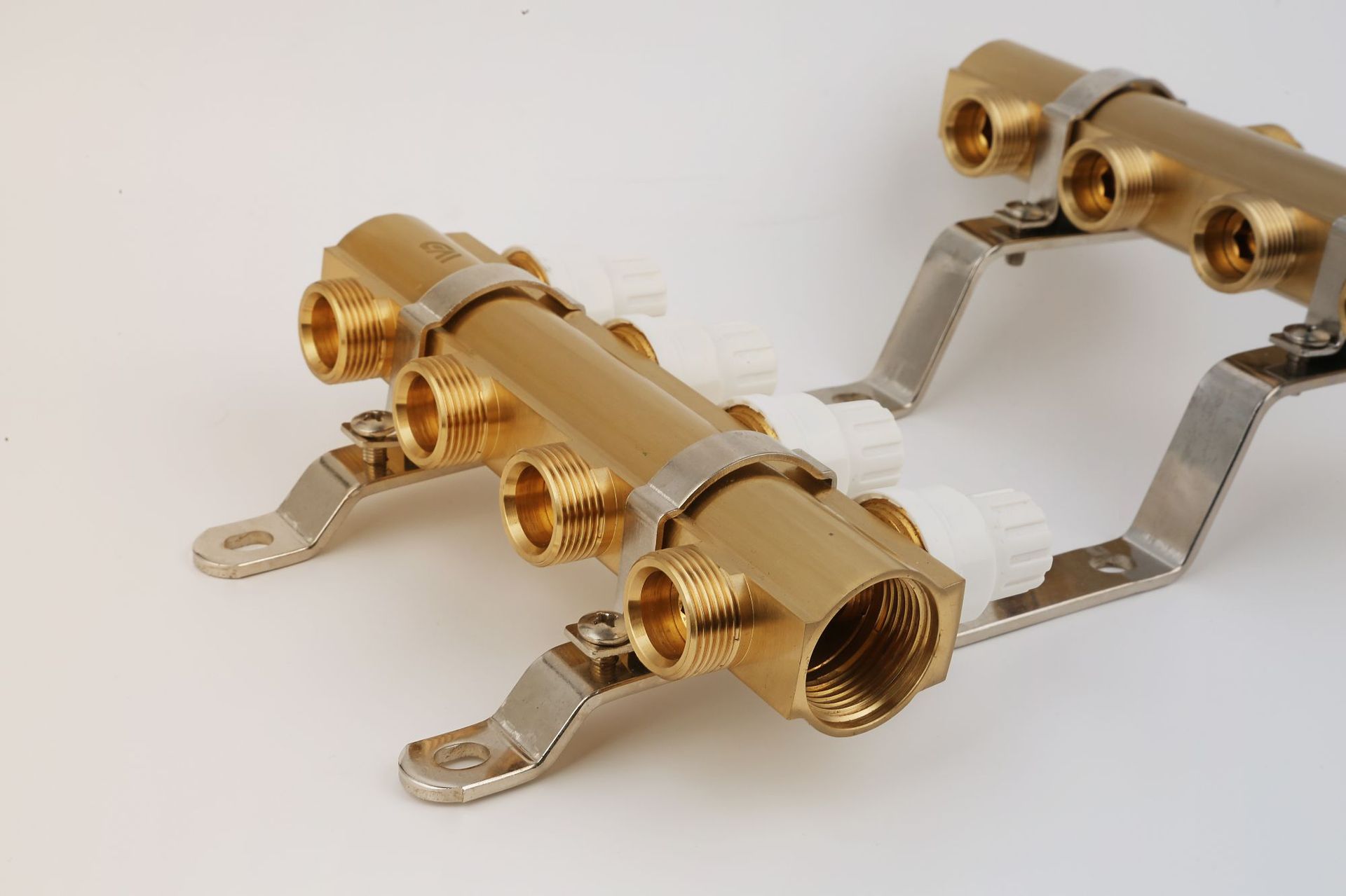 中良1181新款地暖分水器家装采暖分集水器地暖集分水器