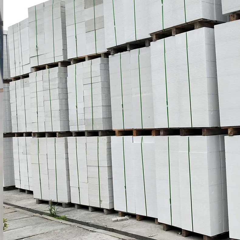 罗平县出售蒸压加气混凝土砌块轻质砖加气砼块保温砌块泡沫砖