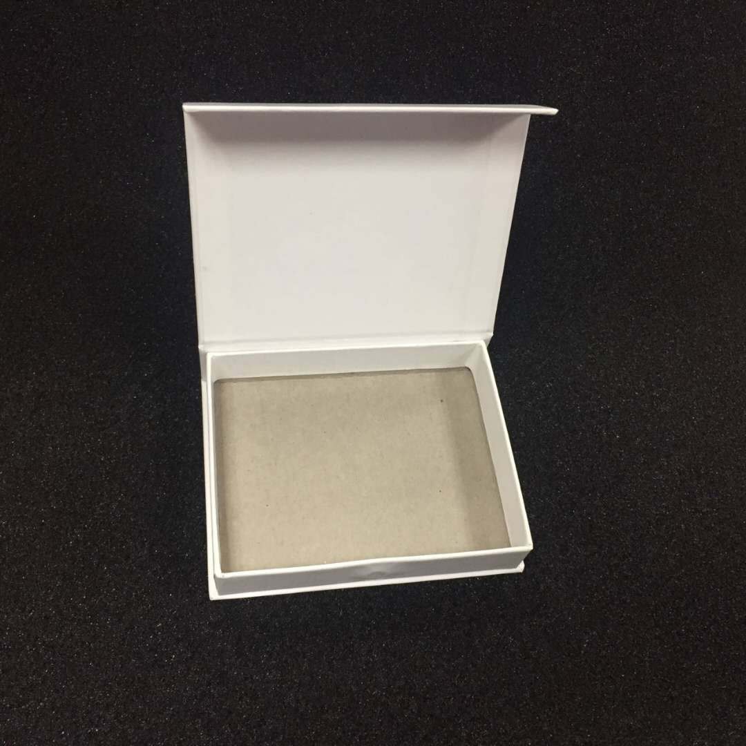 白色方形工艺纸盒天地盖书型翻盖优盘电源礼品配件包装盒定制logo