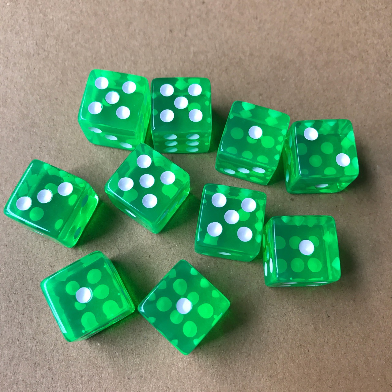 16mm透明方角点数骰子 1.6厘米色子 游戏亚克力骰子