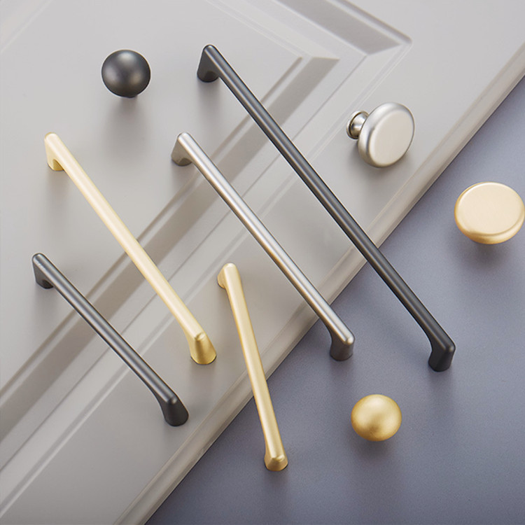 佳奥北欧现代简约衣柜橱柜门金色拉手轻奢抽屉厨房家具五金门把手