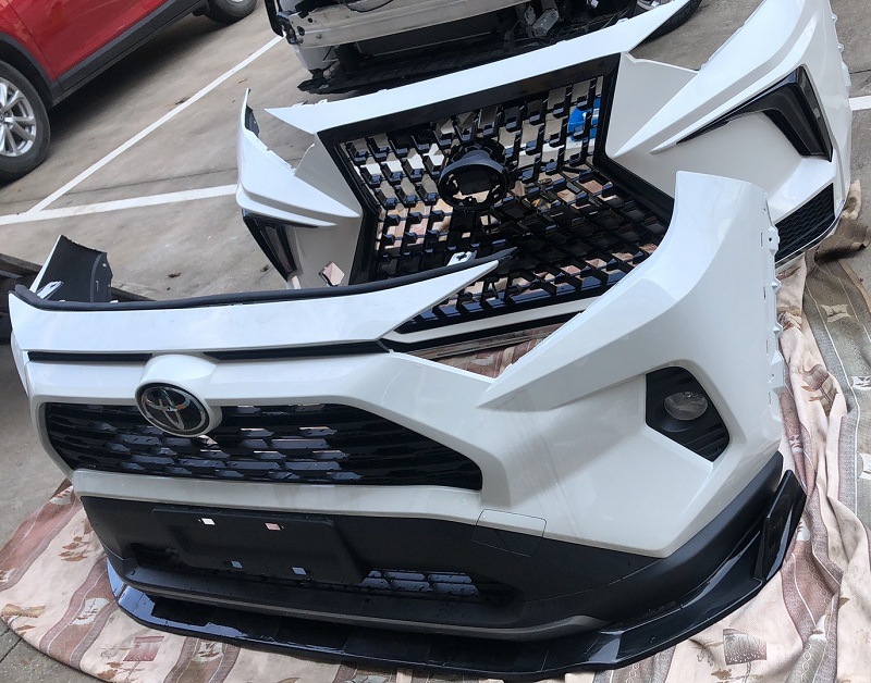 适用于2020款丰田rav4 荣放 改装雷克萨斯大包围前杠中网后杠尾嘴