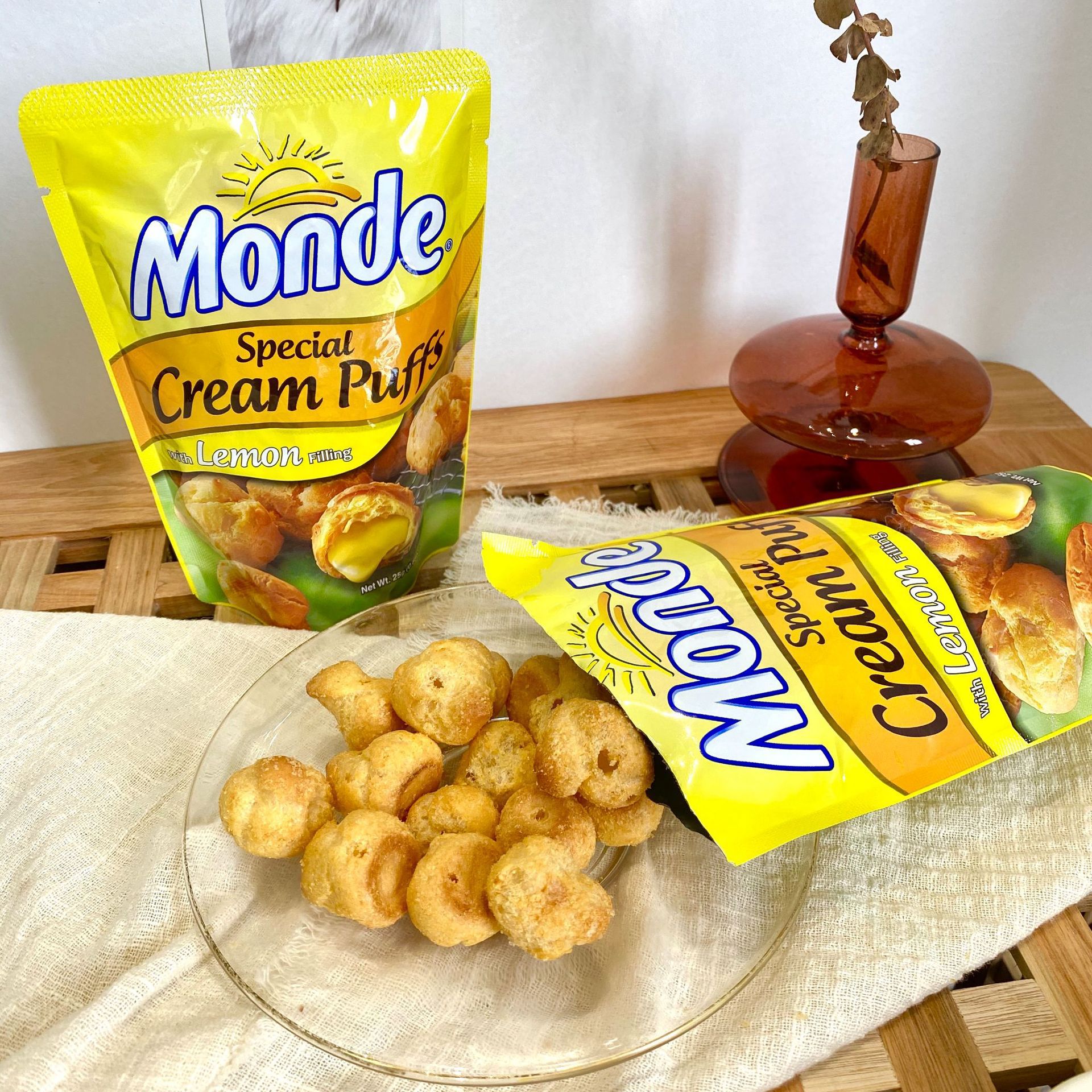 菲律宾进口道吉草 monde摩德泡芙25g炼乳奶油夹心泡芙柠檬味批发