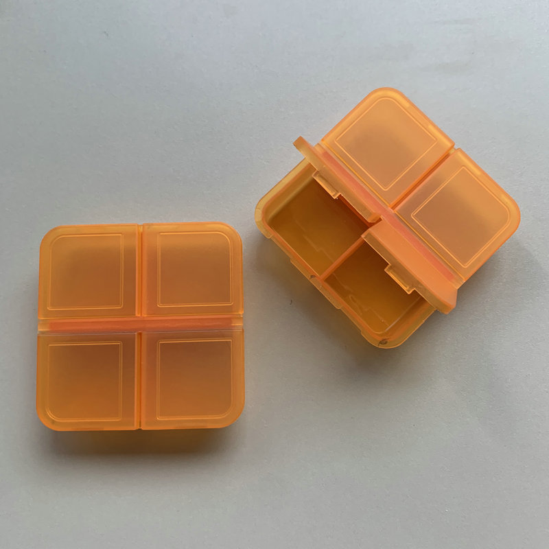 热销款迷你方形药盒 正方形小药盒 便捷携带一天小药盒 四方药盒