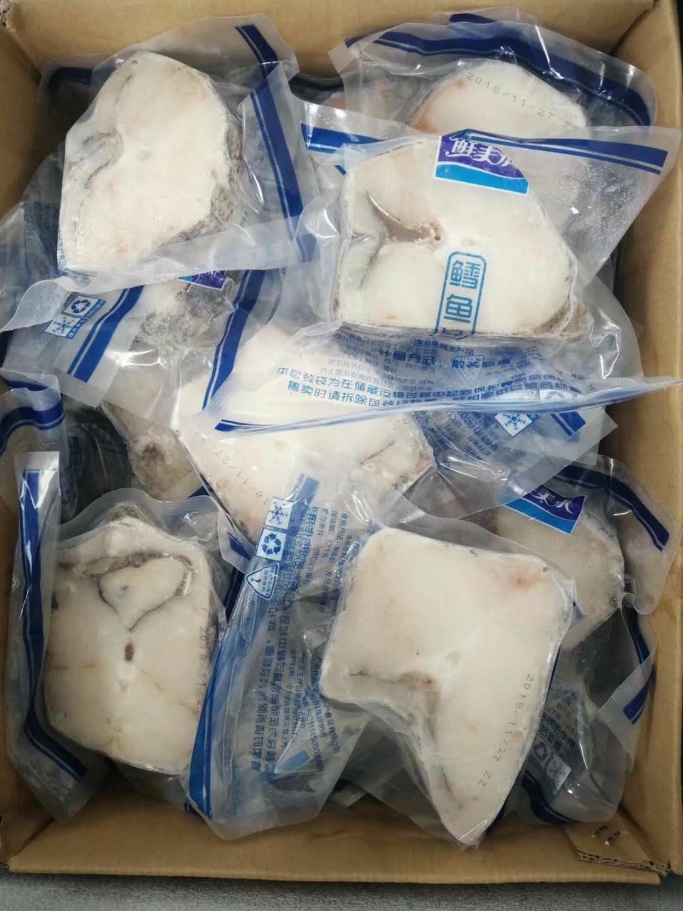 冷冻海鲜鳕鱼片精选活冻鳕鱼 比你想的更新鲜 二批酒店大排档直供