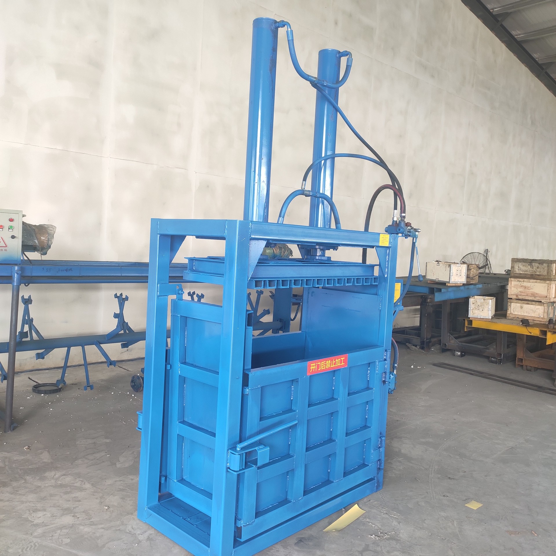 双缸多功能金属压块机 服装打包机 半自动立式废纸旧纸箱打包机