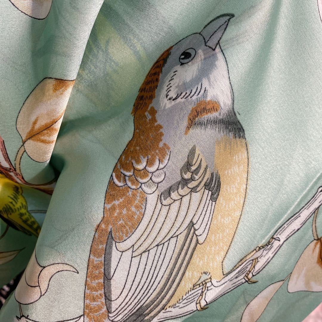 Spring New Korean Style Bird and Flower Painting Printed Square Scarf Wholesale 90 Emulation Silk Scarf Women's All-Match Shawl Fast Delivery