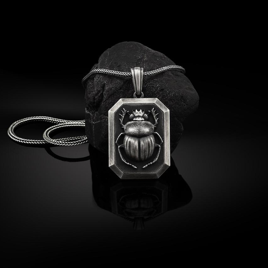 埃及法老圣甲虫护身符方形吊坠项链男士复古风吊牌毛衣链嘻哈挂饰