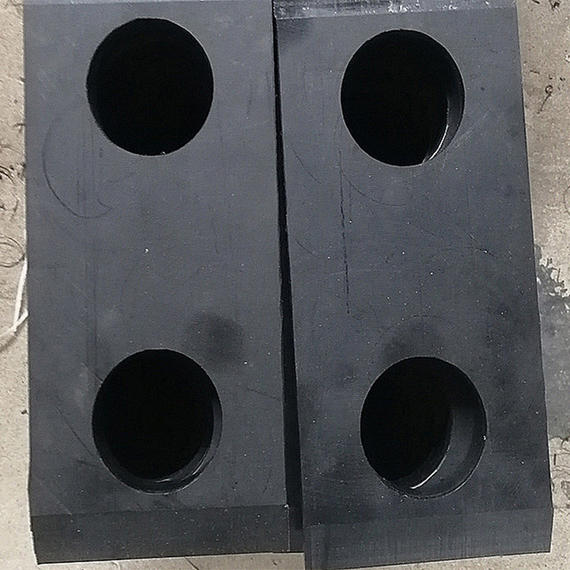 吊臂滑块 起重机举升机耐磨滑块 泵车吊车大臂尼龙托块 塑料垫块