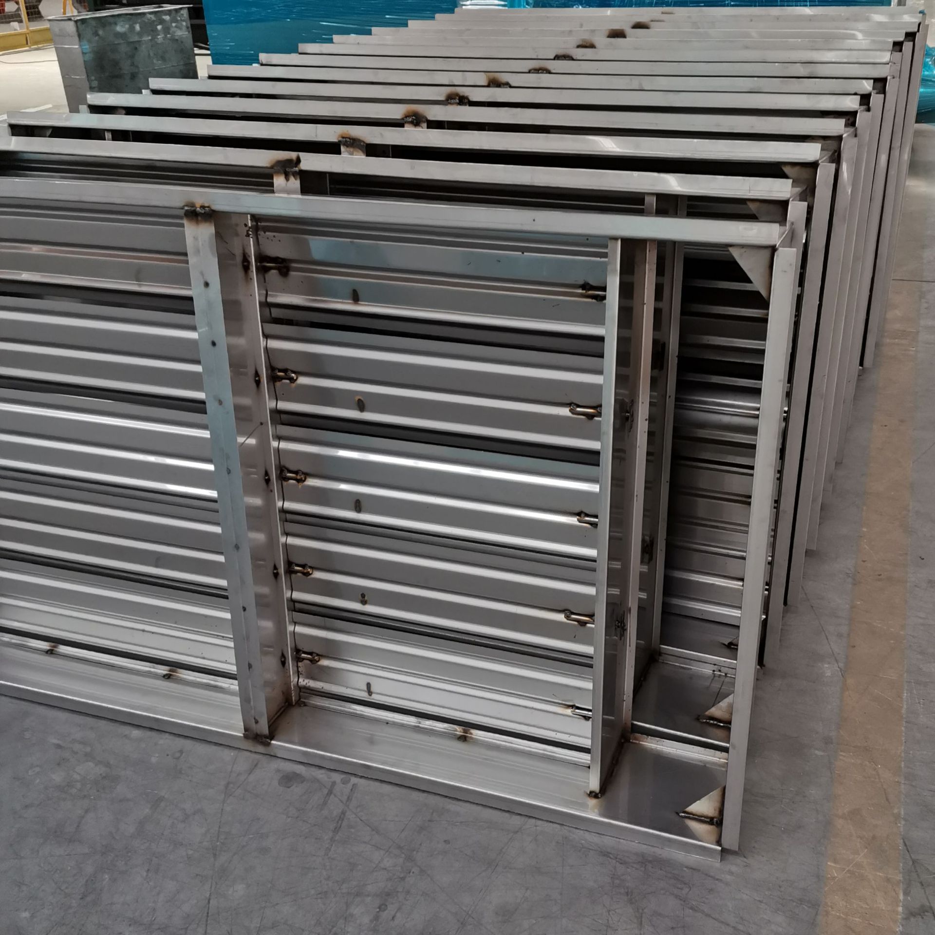 定制 楼梯间不锈钢远控多页排烟口 多页送风口 不锈钢正压送风口