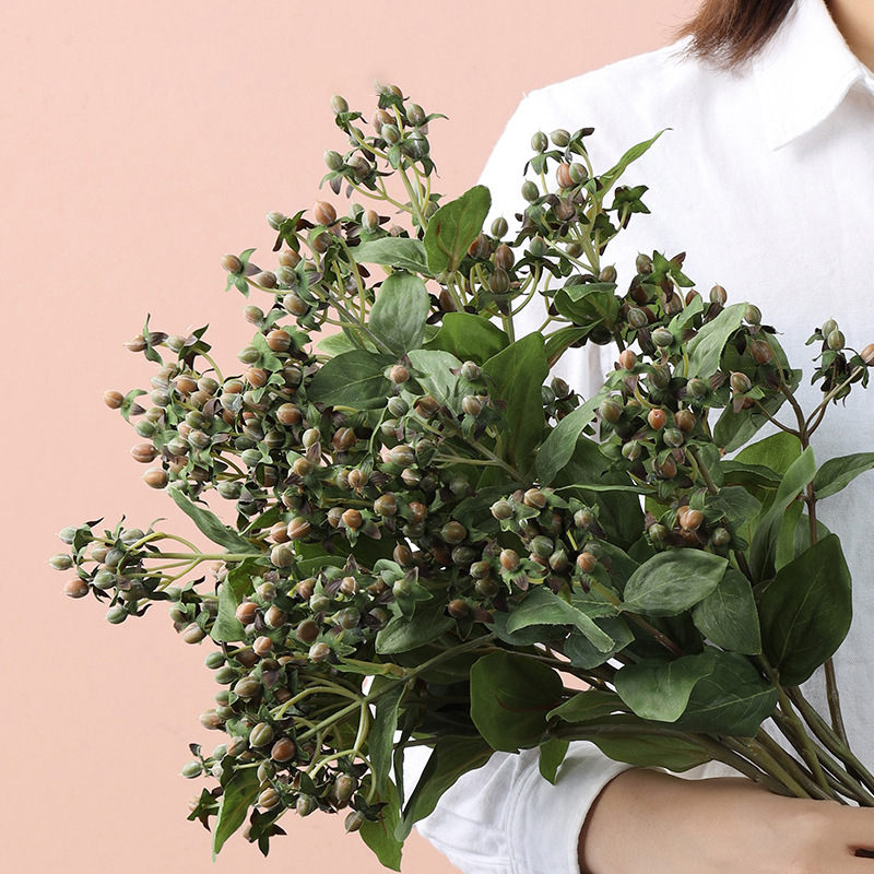 棕绿色金丝桃枝仿真花假花人造花仿真植物花艺客厅家居装饰批发