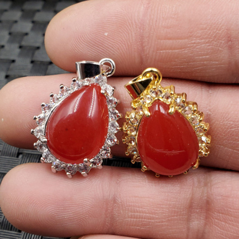 玉龙玉器玉石石英岩玉水滴挂件鸡血红水滴吊坠玉石项链坠玉坠