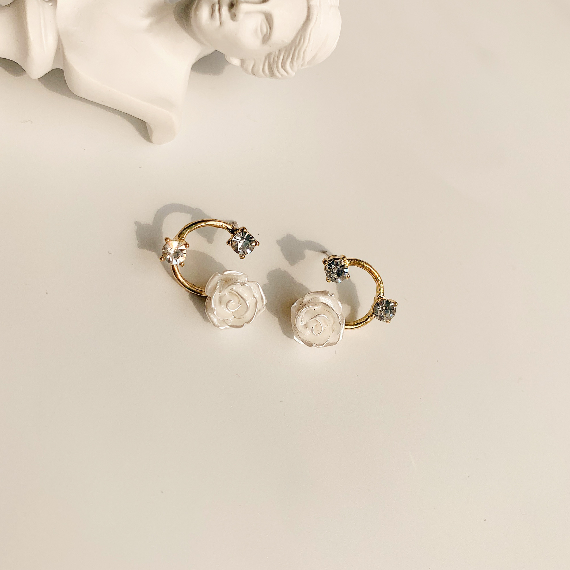 韩国东大门同款玫瑰耳钉s925银复古港风耳环唯美气质水钻轻奢耳饰