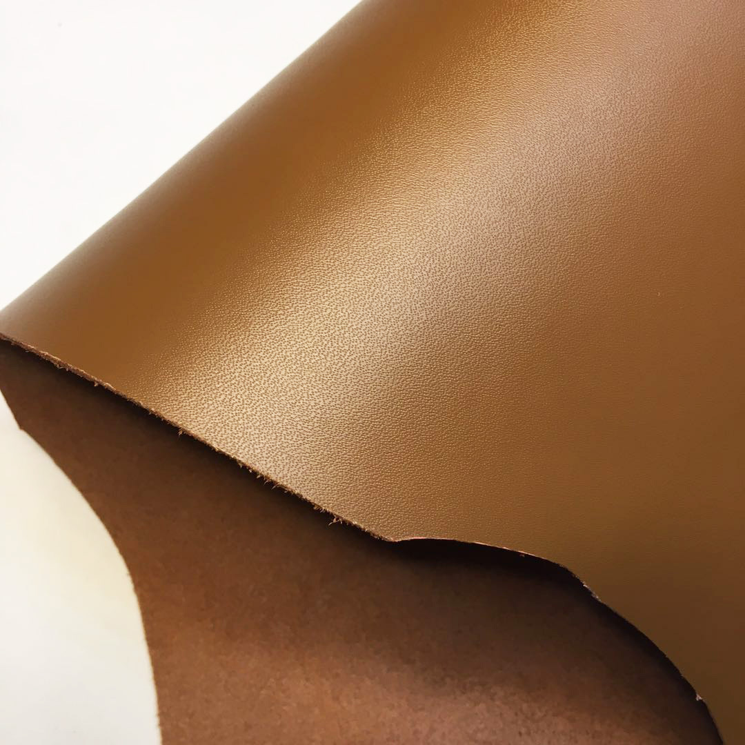 现货二层湿法b100纹牛皮平纹贴膜皮箱包鞋面皮具二层平纹针孔牛皮