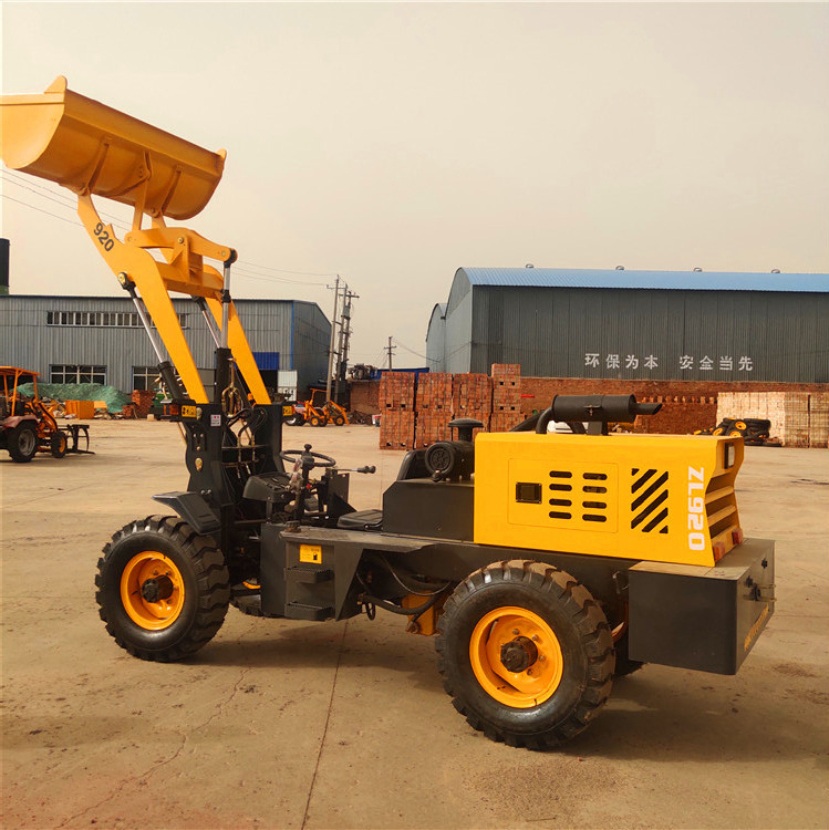 4缸自动挡市政路面铲雪车高效率除雪车牛棚用一机多用型小铲车