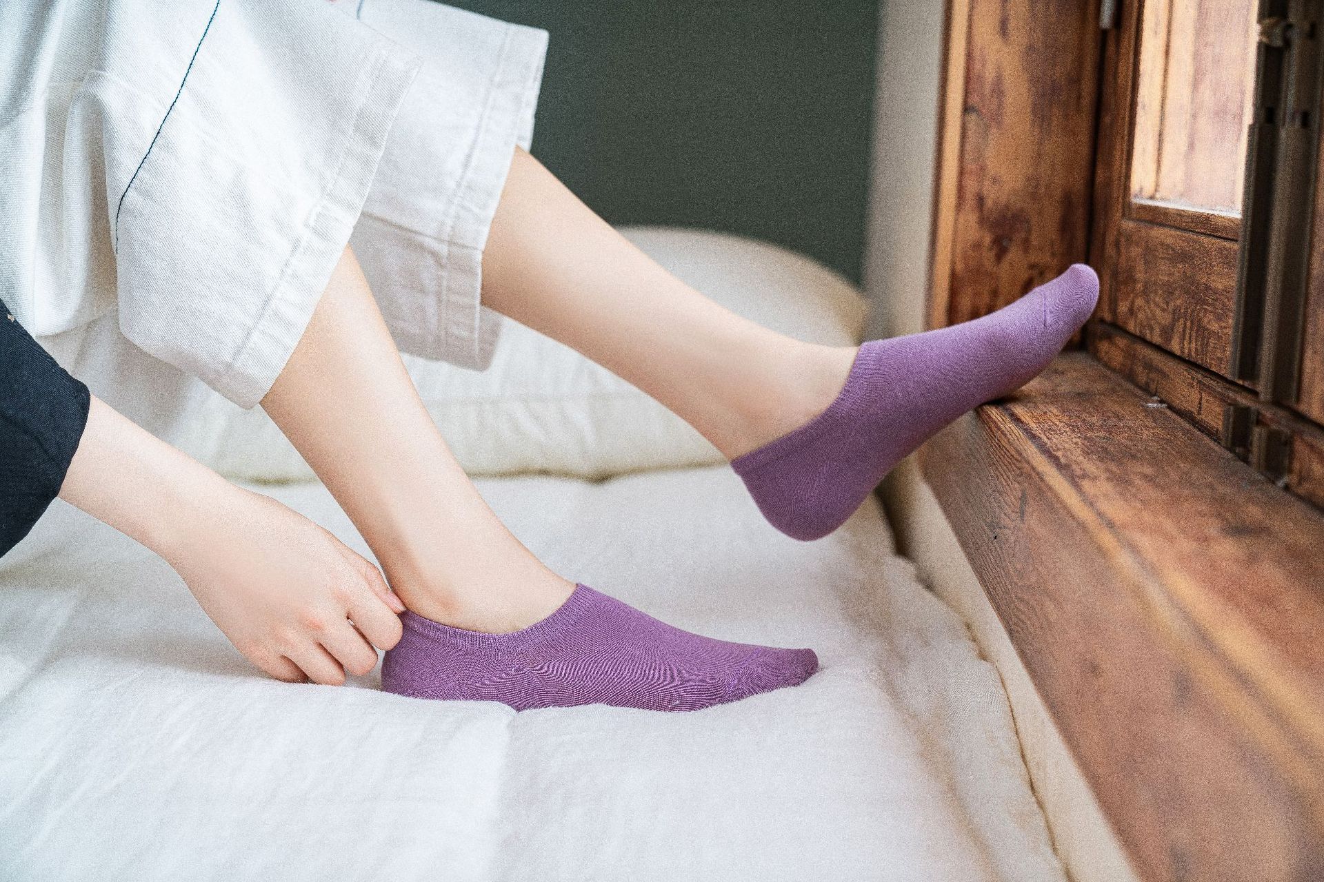 春夏新品 棉质大后跟防脱浅口袜子女棉袜 靓色女士百搭隐形袜批发