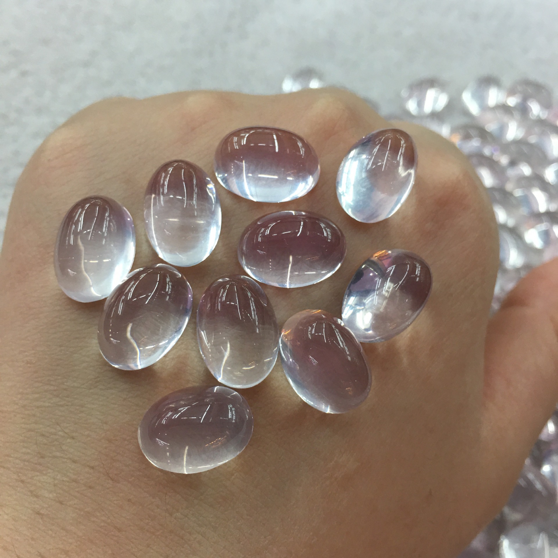 天然星光粉水晶裸石戒面粉水晶椭圆形裸石戒面水晶戒面厂家直销