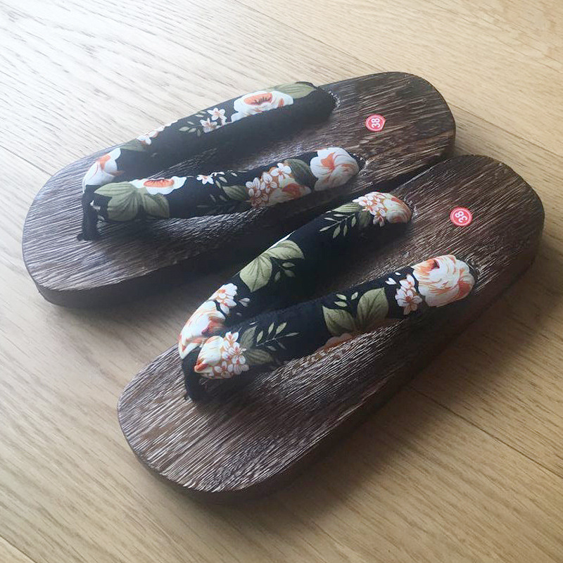 厂家批发 新款男女日式平底木屐cosplay木拖鞋人字拖情侣木屐拖鞋