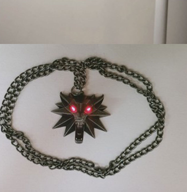 巫师3led发光狼头项链游戏周边徽章witcher巫师吊坠挂件巫师勋章