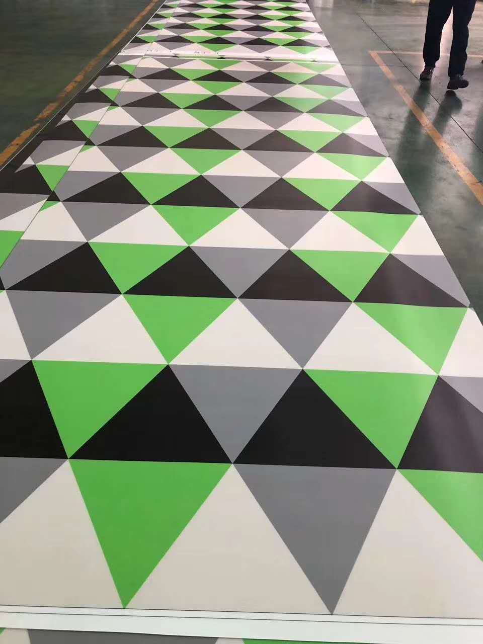 定制个性图案地胶商用塑胶地板健身房360功能地胶幼儿园体能训练