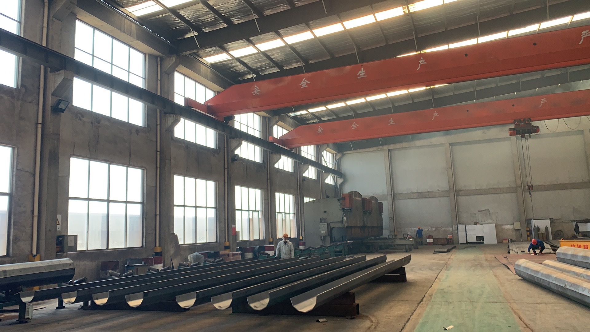 专业生产路灯高杆灯异型灯交通信号灯监控通信塔电力等杆件热镀锌