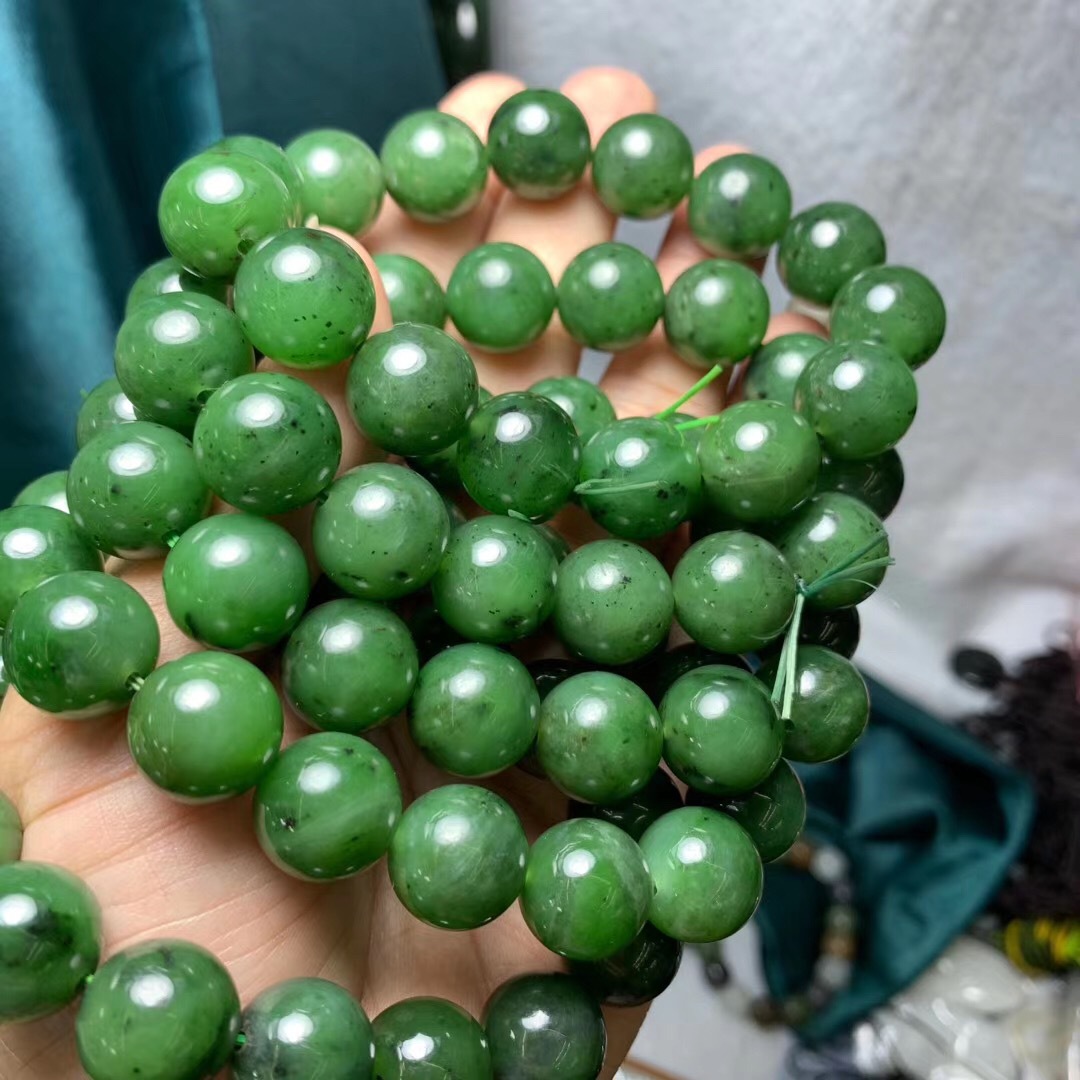 厂家直销 批发和田碧玉14mm单圈手链 微黑点 直播地摊货源 手串