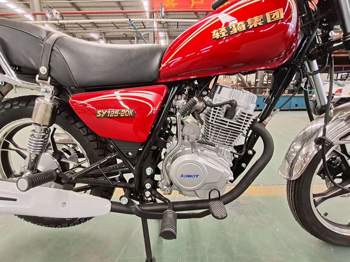 批发两轮跨骑燃油摩托车轻骑集团双鹰牌gn美式太子款摩托车125cc