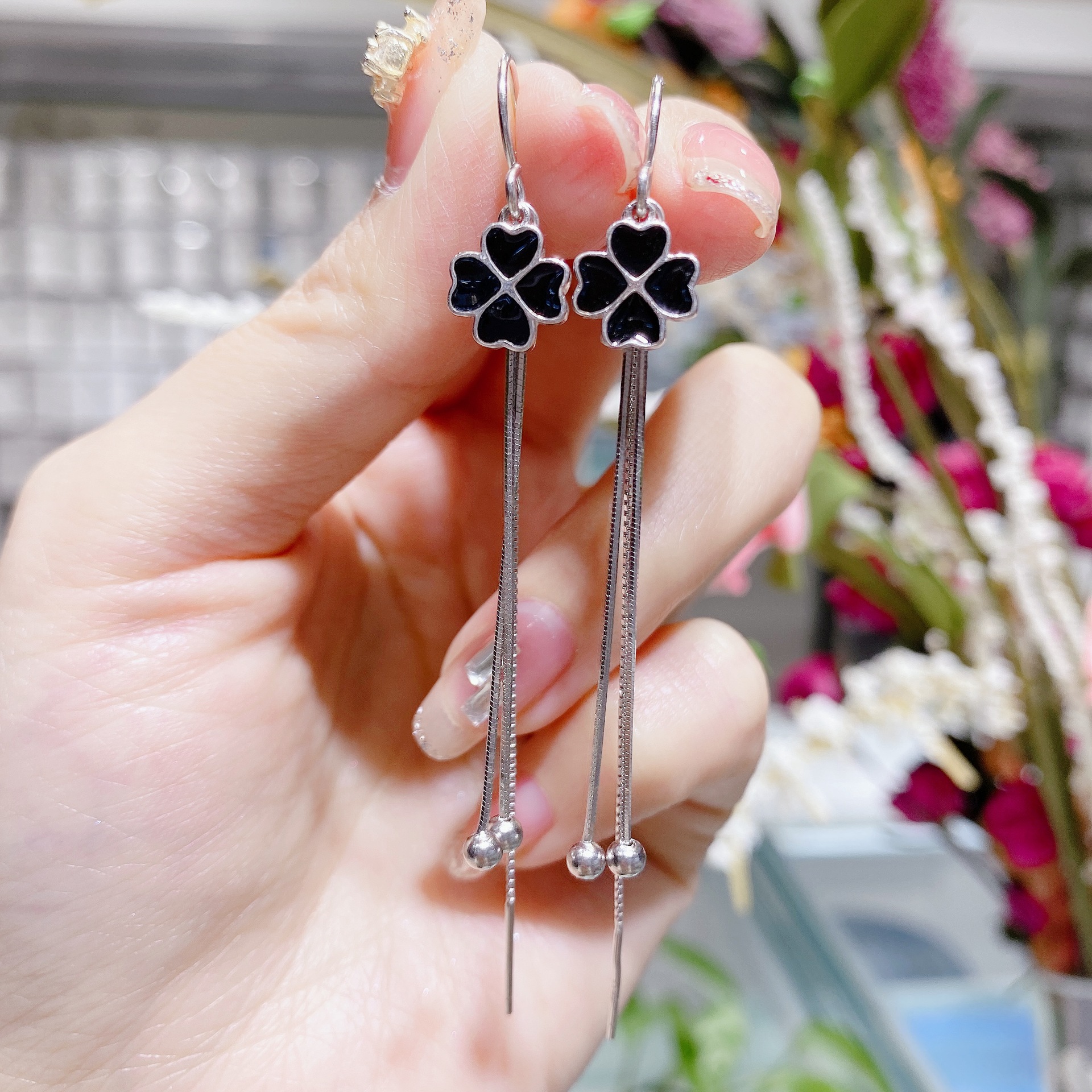 s925纯银长款流苏四叶草耳环简约百搭气质防丢防过敏四叶草耳线女