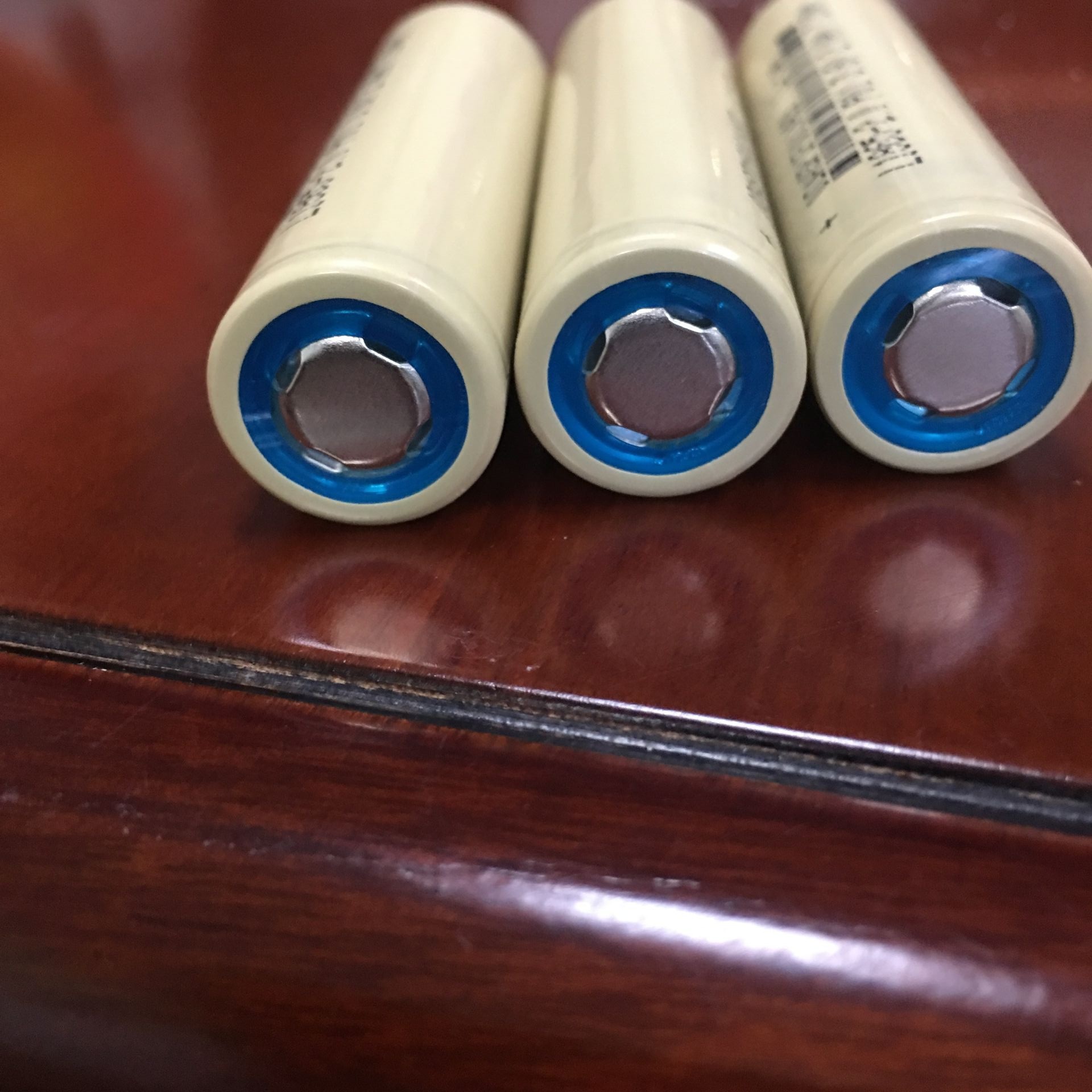 现货供应 三普18650 10c 2000mah平头电动车锂电池a品