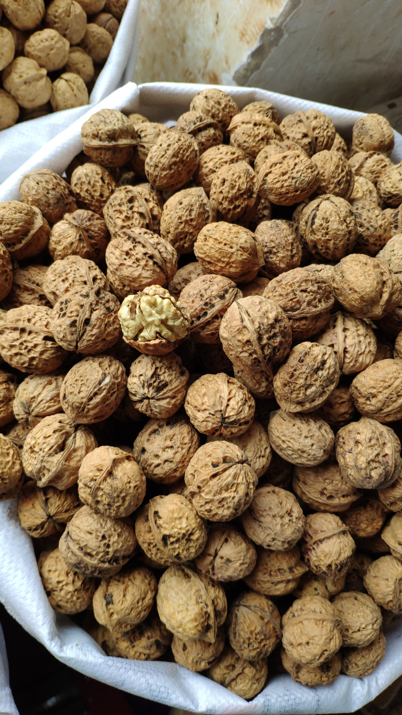 核桃薄皮2020新货 原味老树 云南纸皮核桃新货薄壳 小麻子果