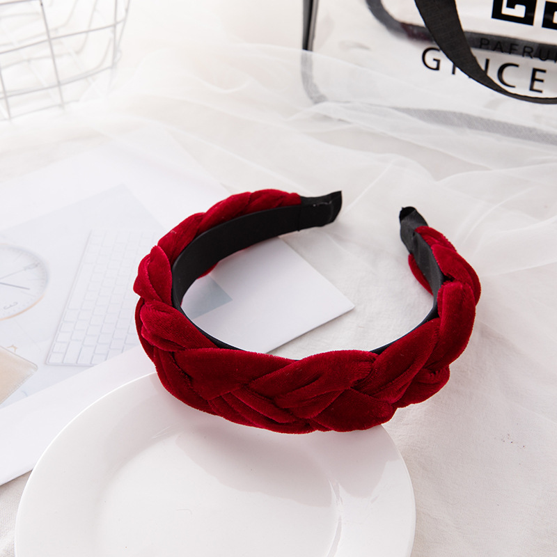 Europe and America Cross Border Ins Internet Celebrity Gold Velvet Twist Braid Headband Woven Simple Graceful Knotted Hair Hoop Hair Accessories Manufacturer