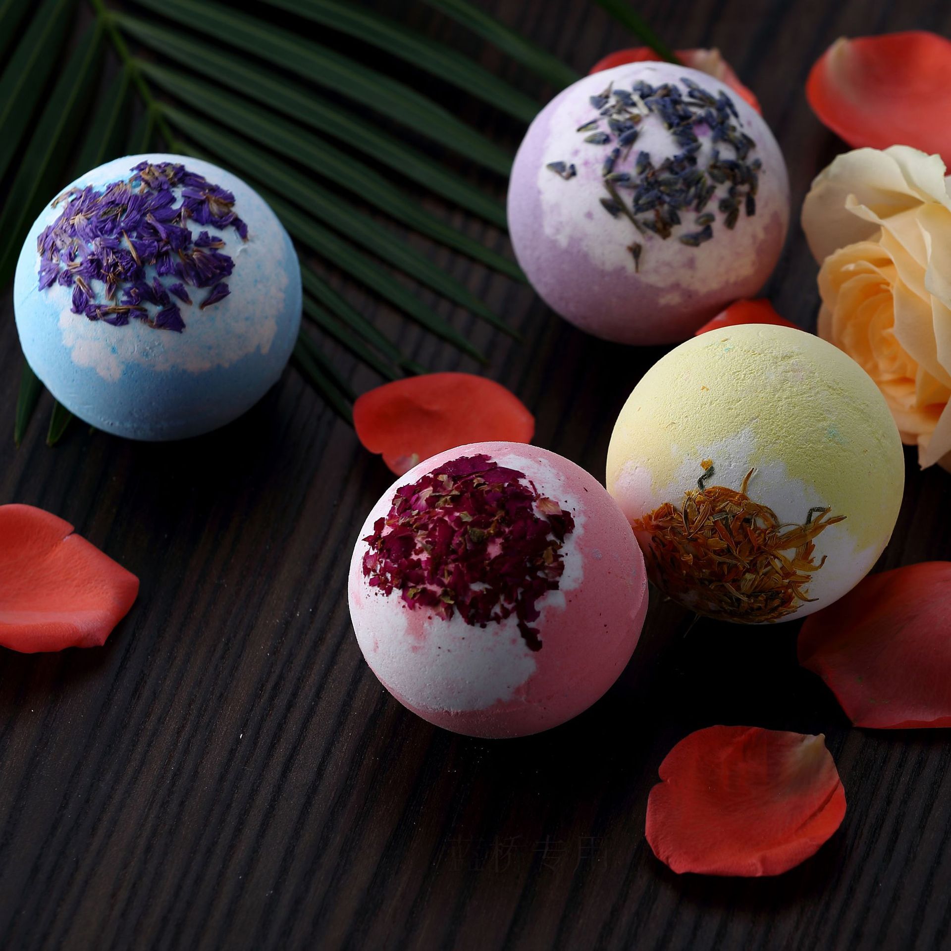 经典干花爆炸盐球泡澡球沐浴盐球气泡弹泡泡浴球oem定制