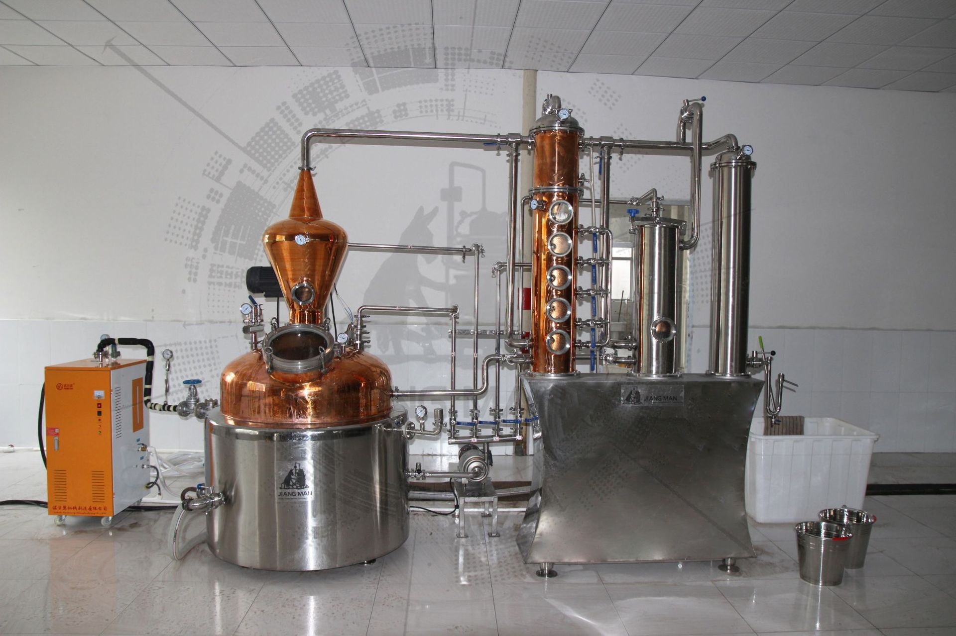 500升紫铜蒸馏设备果酒设备威士忌蒸馏设备白兰地蒸馏设备