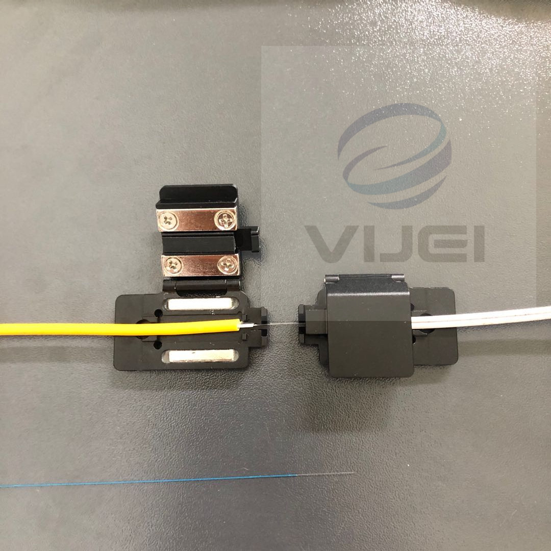 国产fsm60s22s18s62s62c21s光纤熔接机皮线尾纤三合一夹具