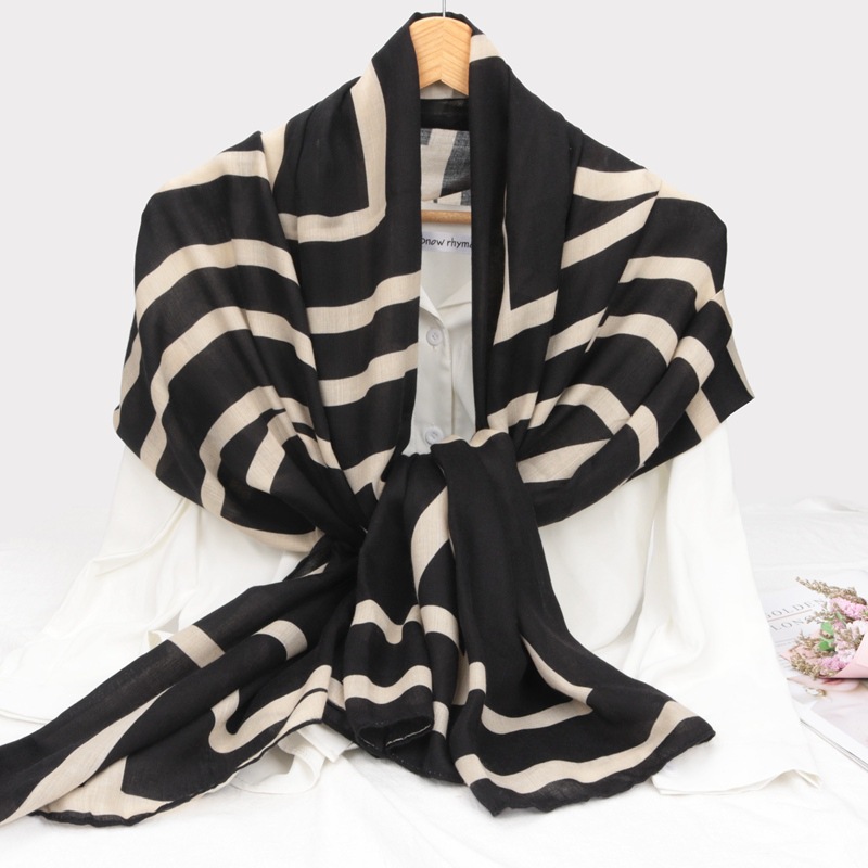 New Korean Style Cotton and Linen Scarf Women's Fashion Trendy Plaid Scarf Shawl Dual-Use Hot Selling Warm Scarf Scarf