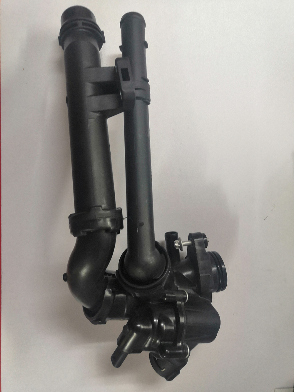 节温器 汽车发动机节温器 适用于奔驰w213 冷却恒温器 电子调温器