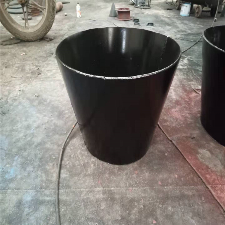 5-1.8dn;(3)喇叭口水平布置时,f=1.8-2.