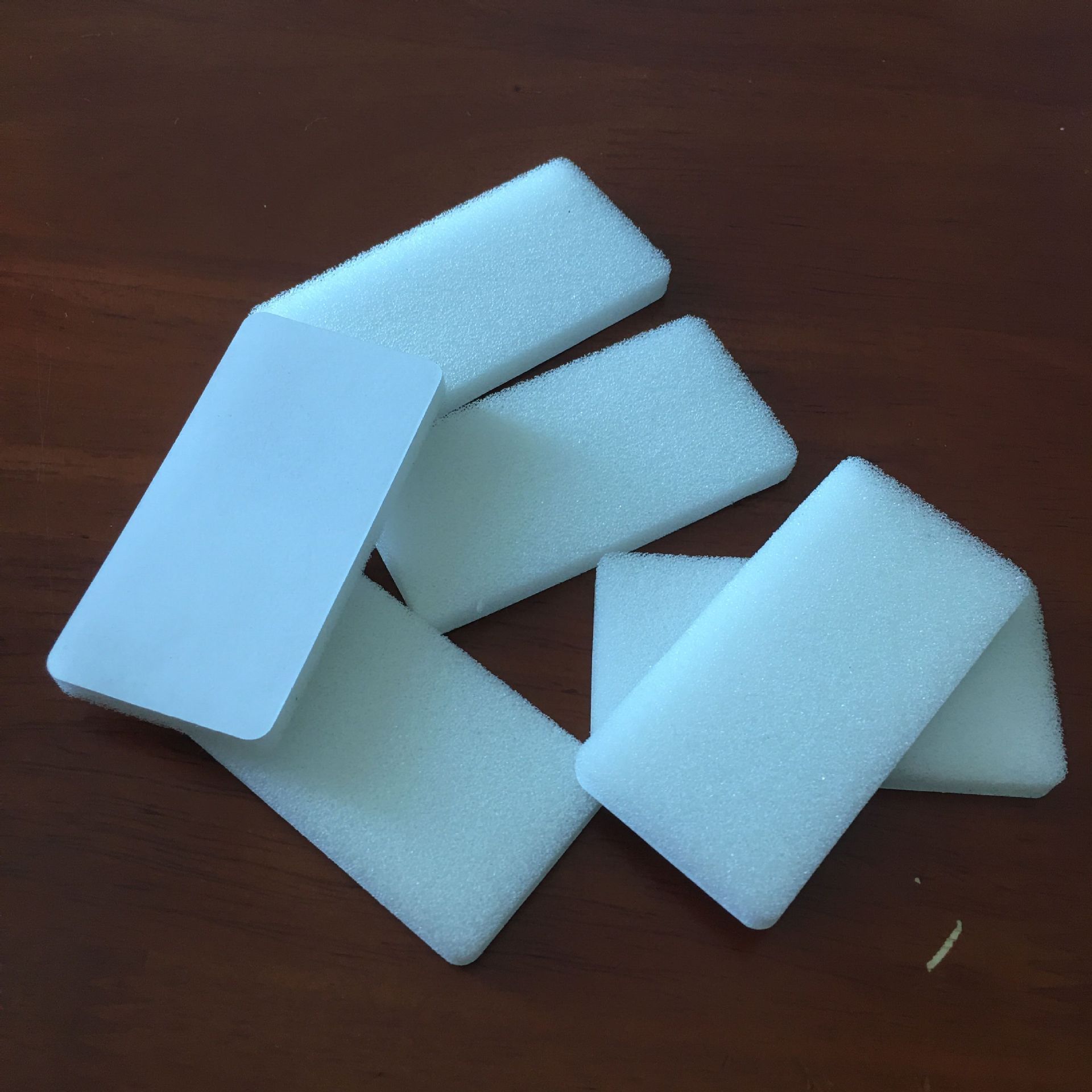 自粘高弹海绵垫 黑色白色泡棉垫 高回弹高密度发泡泡棉 eva脚垫