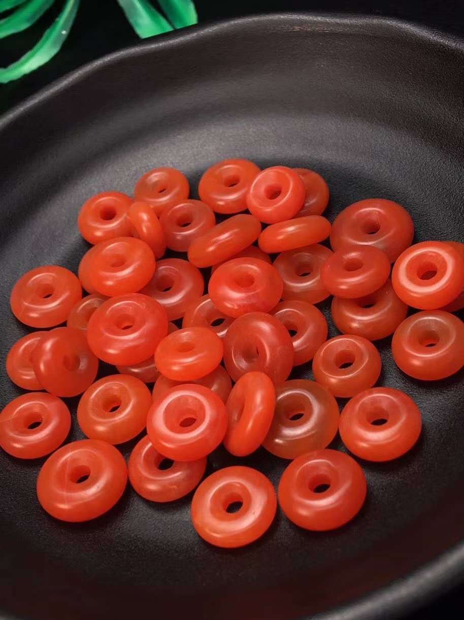 厂家直销 保山南红面包圈小配件 颜色红润 干净无杂 品质如图批发