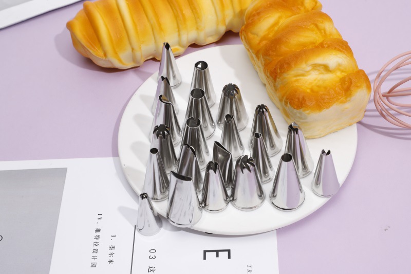 裱花嘴套装烘焙蛋糕工具裱花袋 多种不锈钢花型蛋糕奶油嘴可定制