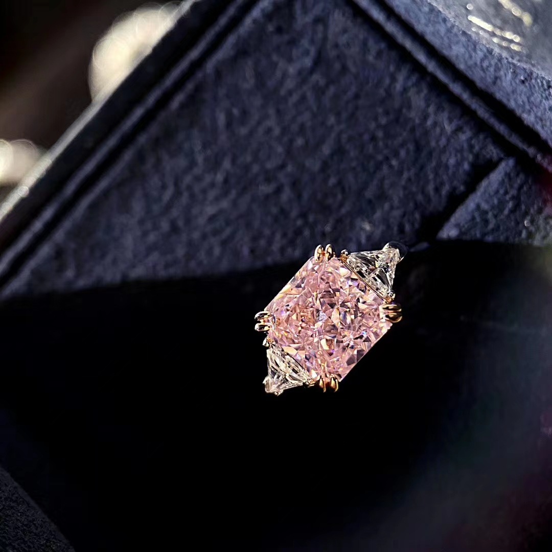 方形粉钻3克拉18k白金戒指au750进口高碳钻仿真钻石指环时尚钻戒