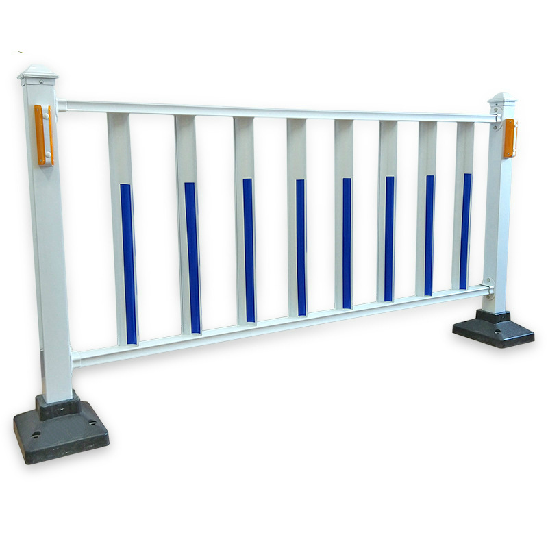 市政护栏道路s型板防眩光栏杆交通隔离栏镀锌钢马路围栏公路栅栏