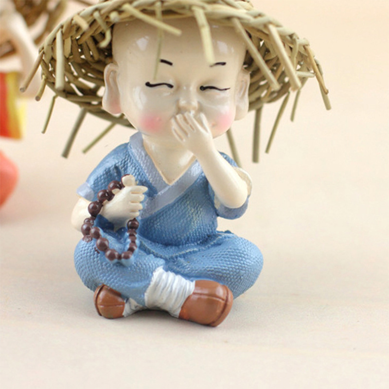 新款树脂摆件琴棋书画草帽小和尚批发 创意汽车摆件草帽四不和尚