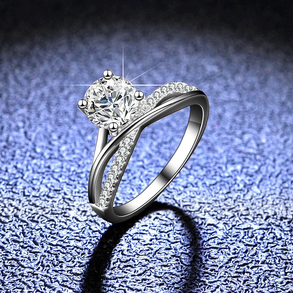 d色莫桑钻戒指女925纯银一克拉星河四爪热卖经典结婚直播货源工厂