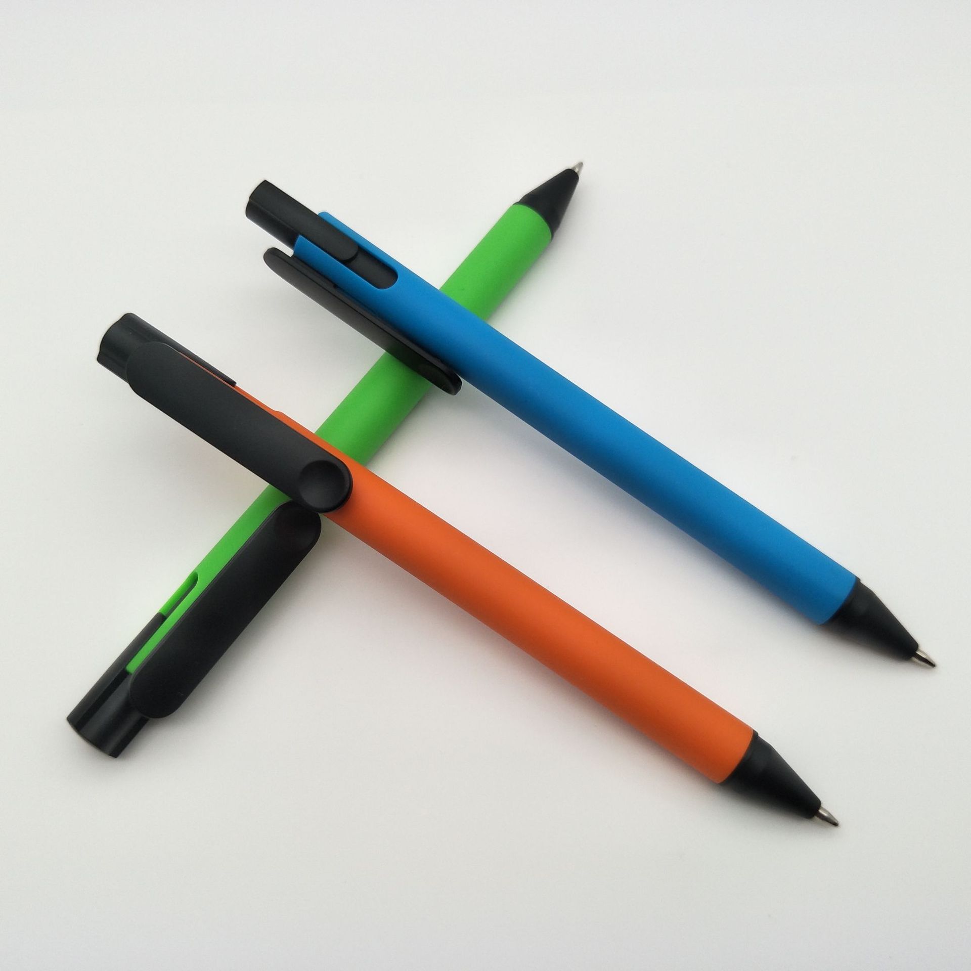 厂家直销按动式原子笔精美圆珠笔促销广告笔