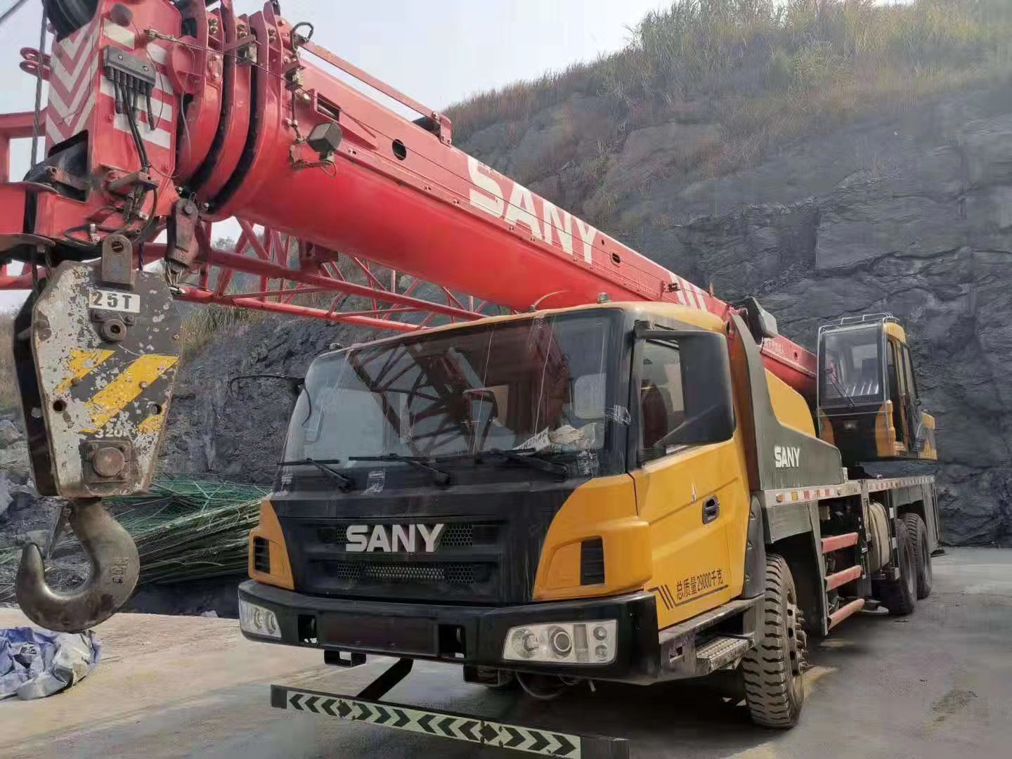 2016年二手三一25吨汽车吊stc250c汽车起重机出售