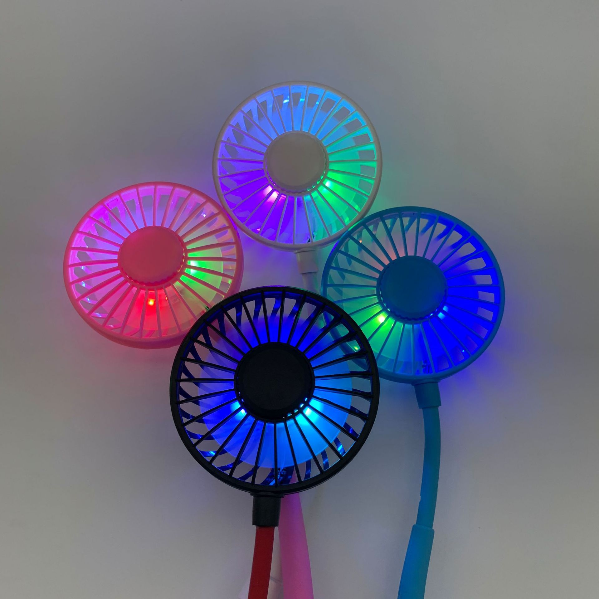 懒人运动双头挂脖风扇香薰led发光风扇静音桌面usb便携小fan现货
