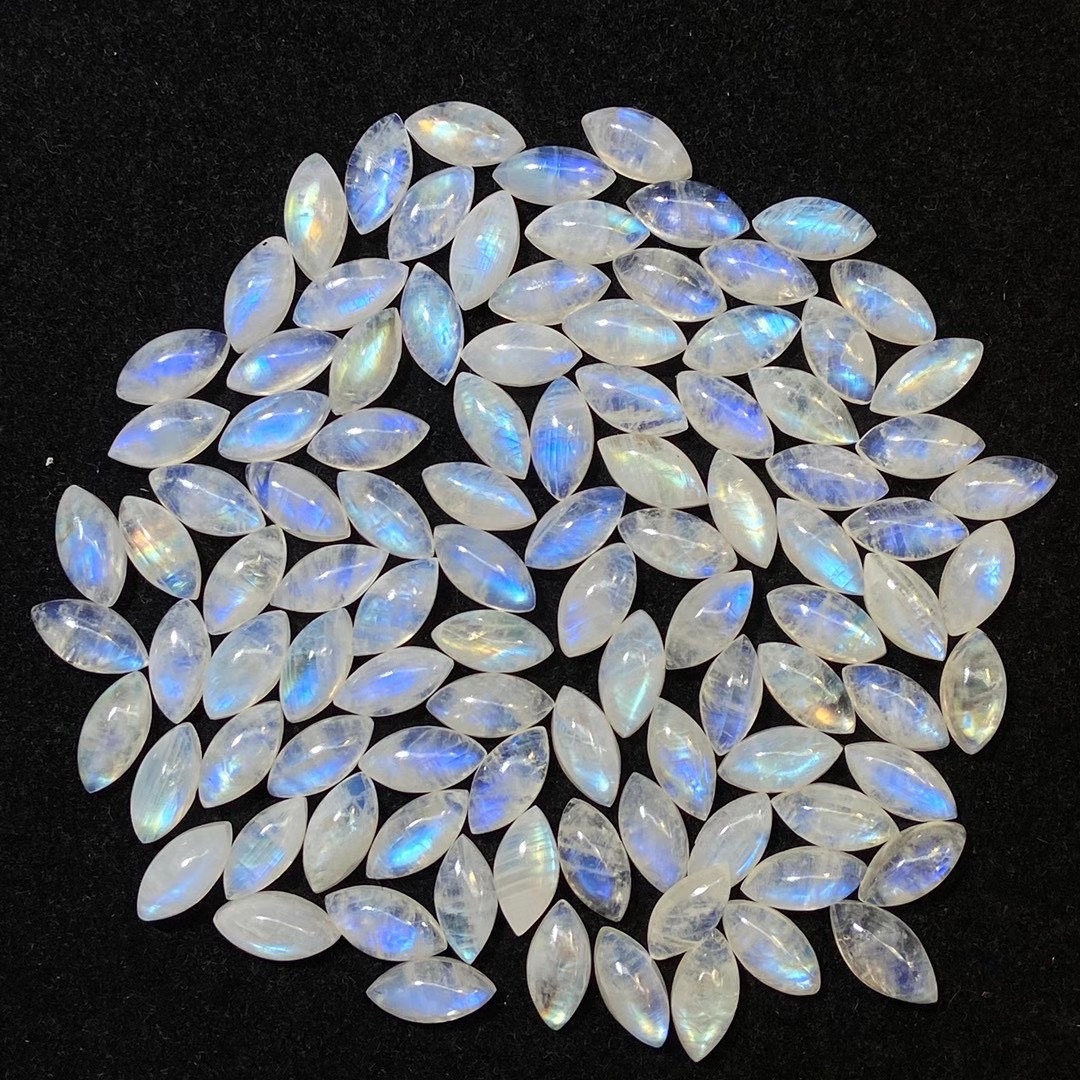 厂家直销天然印度蓝月光石马眼形马眼戒面手工绕线镶嵌月光石裸石