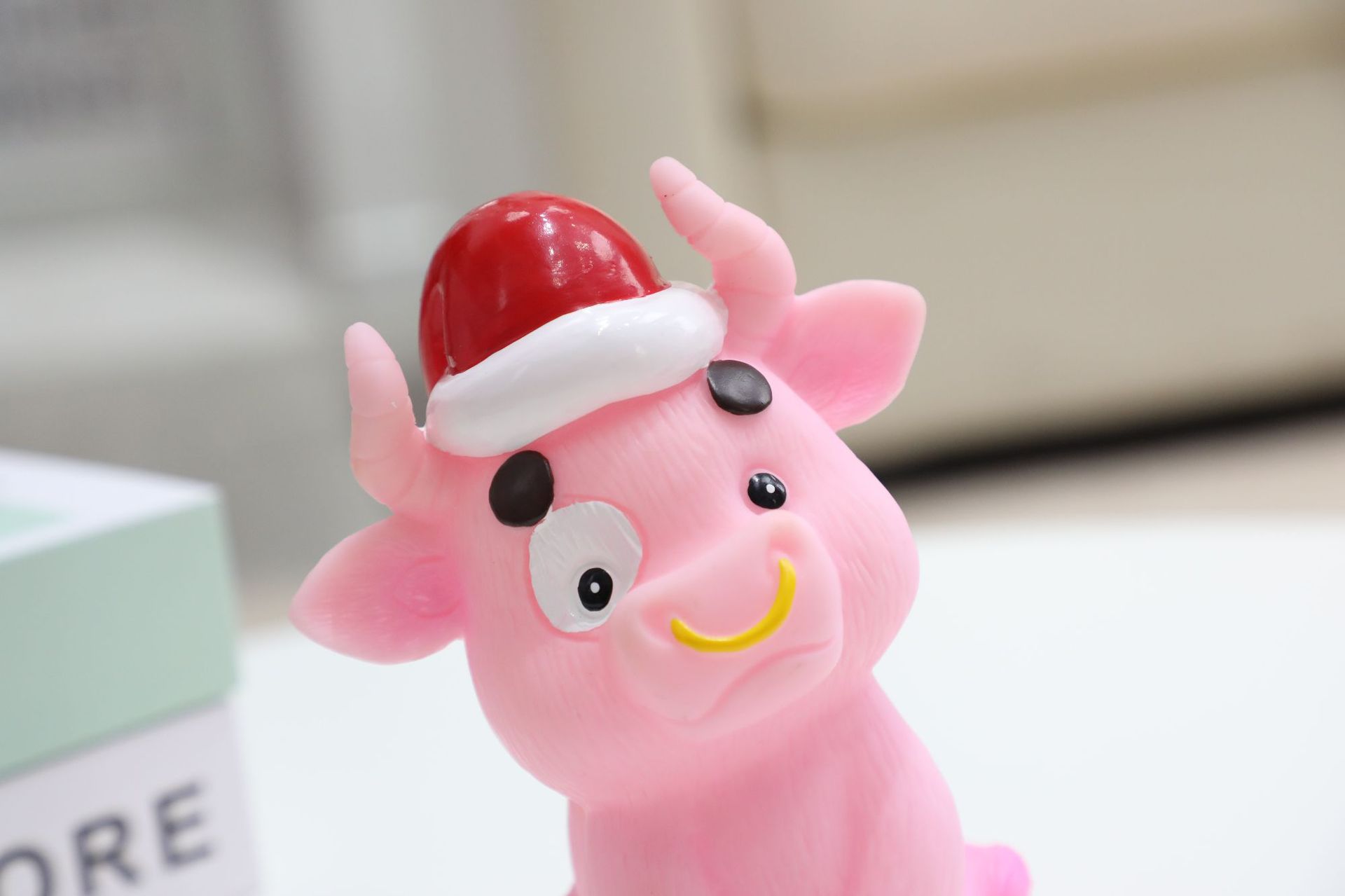 创意搪胶可爱萌萌牛存钱罐防摔卡通可爱男生女生生日礼品储钱罐