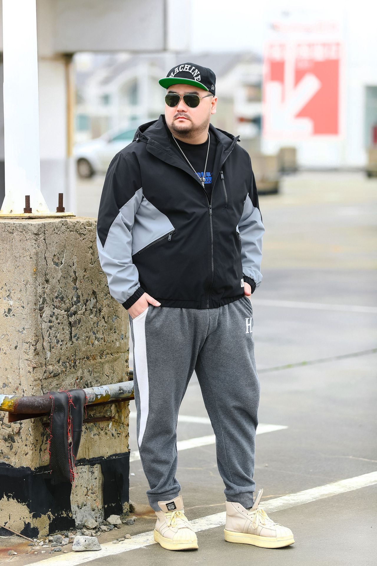 大码带帽夹克男加肥加大宽松休闲肥佬外套潮胖春秋上衣拼接时尚